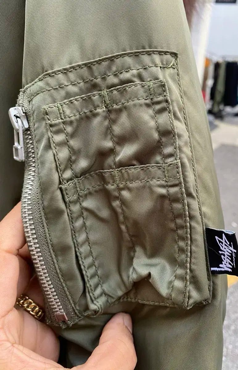 【超激レア】Stussy MA-1ジャケット M オリーブ 楽天市場】ステューシー CDG MA-1 JACKET・フライトジャケット