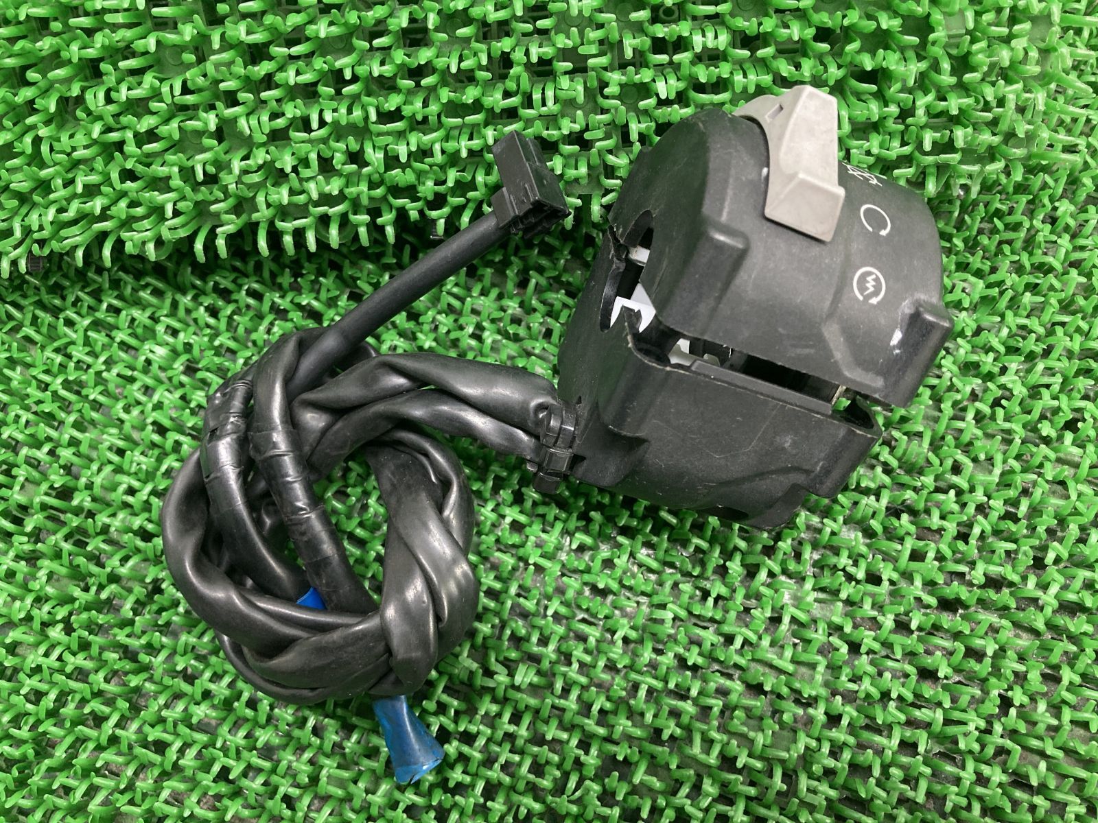 NINJA1000SX ハンドルスイッチ 右 カワサキ 純正 中古 バイク 部品