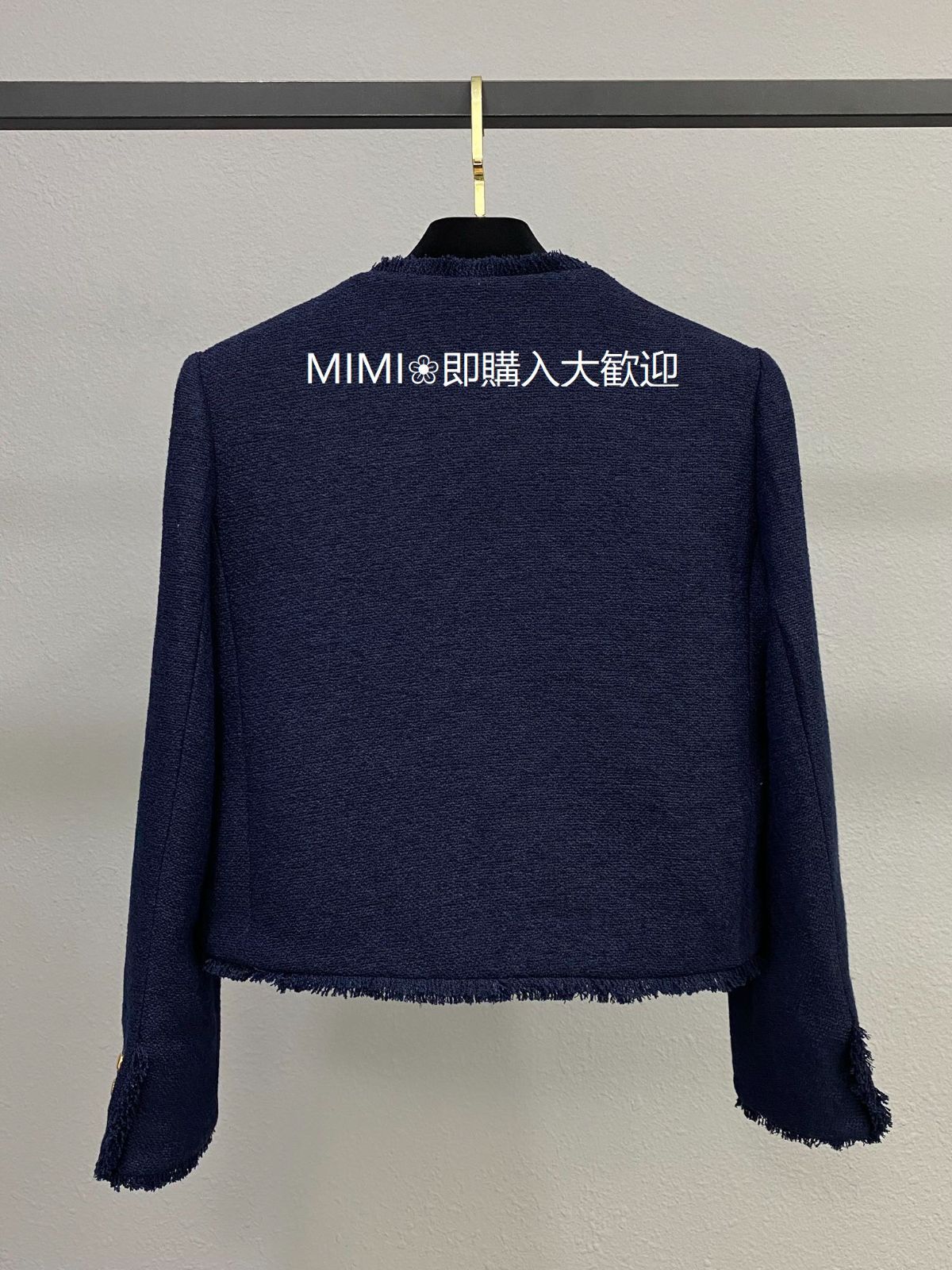 美品 ミュウミュウ MIU MIU ブルーの花柄ラウンドネックジャケット