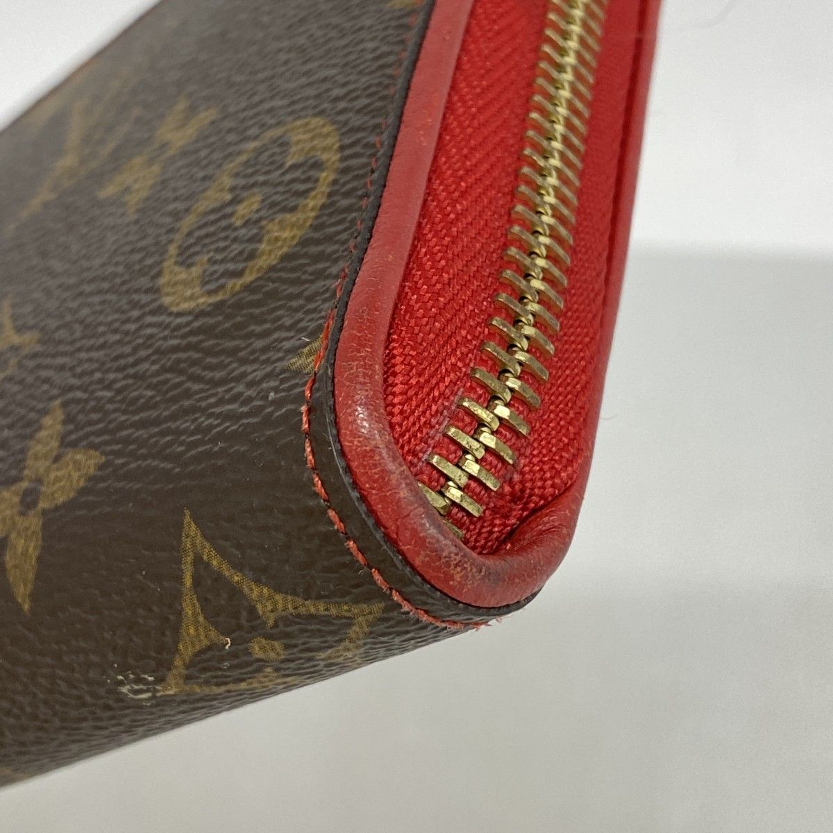 ジッピーウォレット M61854