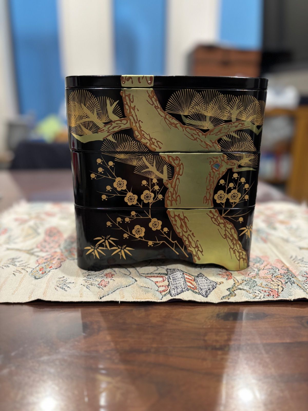 裏紺色無地＆ハンドメイド刺繍入
