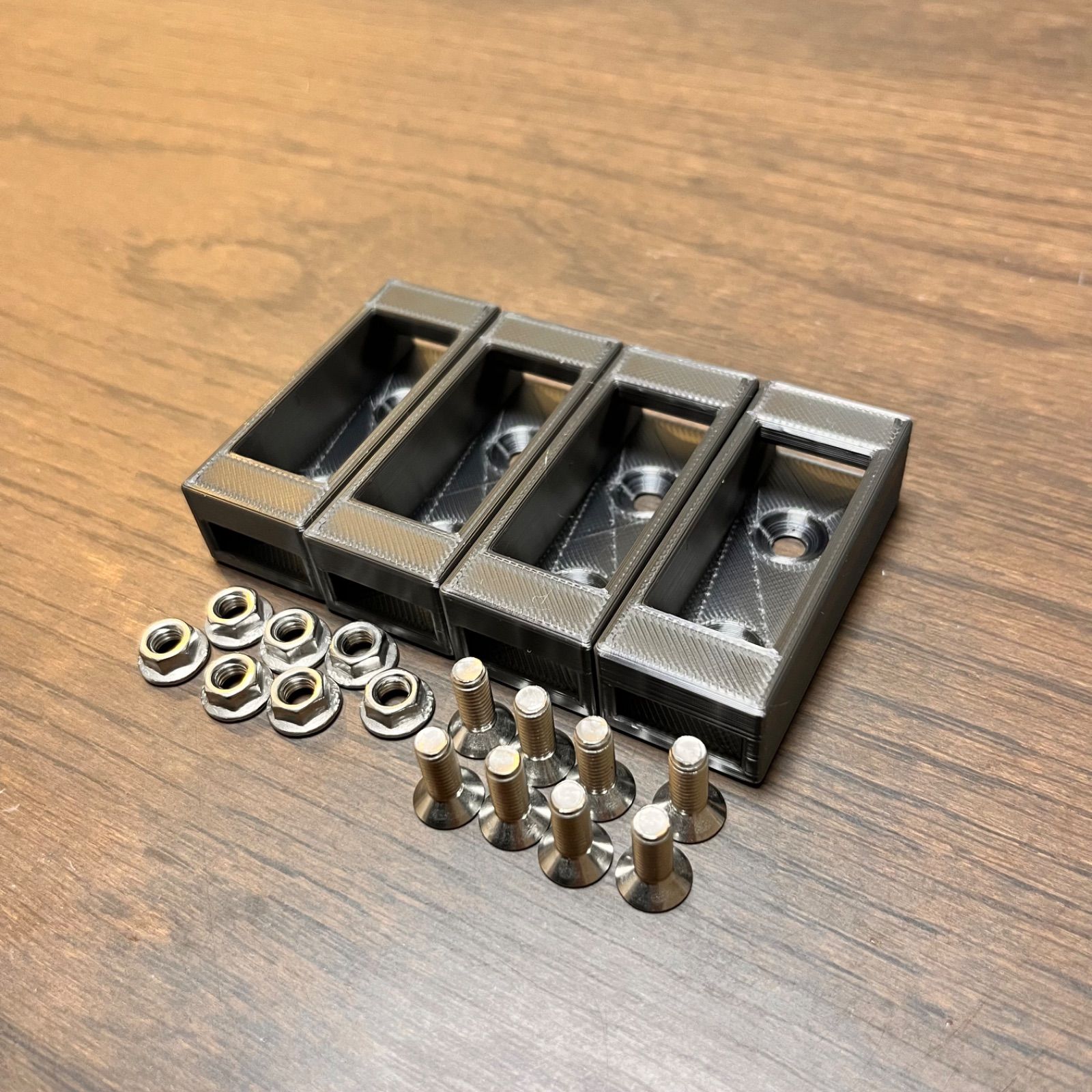 有孔ボード取り付け用 スピニングリールホルダー4個