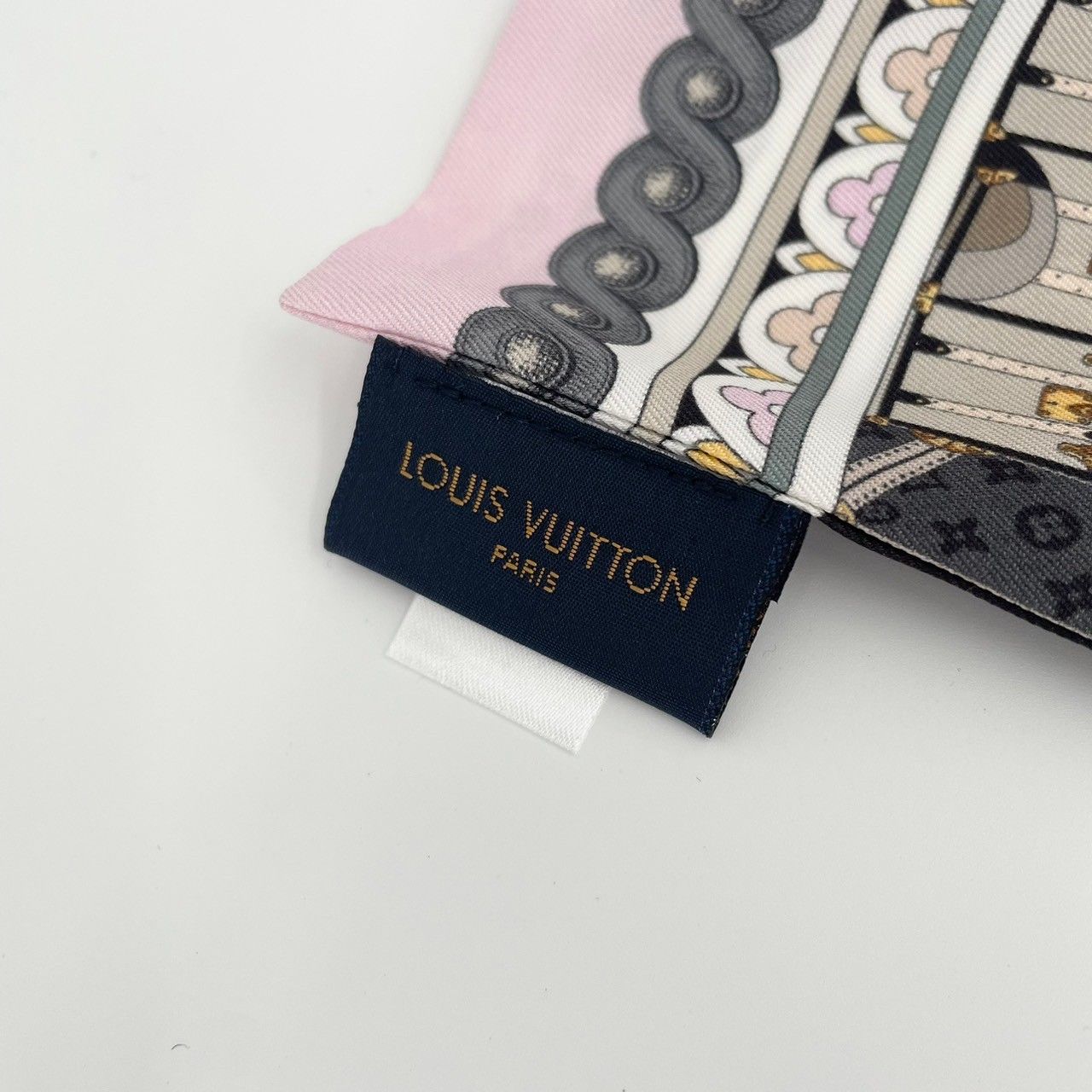 ♪ LOUIS VUITTON ルイヴィトン M76973 バンドー・アラウンド ザ