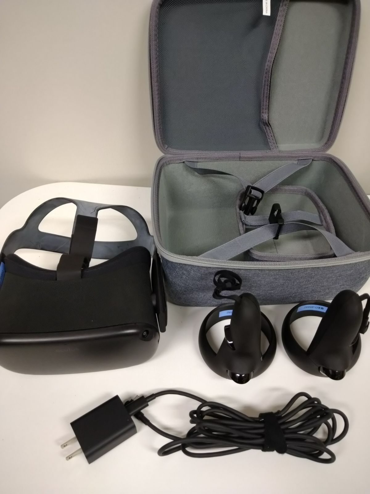 ジャンク   Quest VRヘッドセットVR ゴーグル 並行輸入品 新品 Meta Quest Pro 256GB VRヘッドセット : oka shop