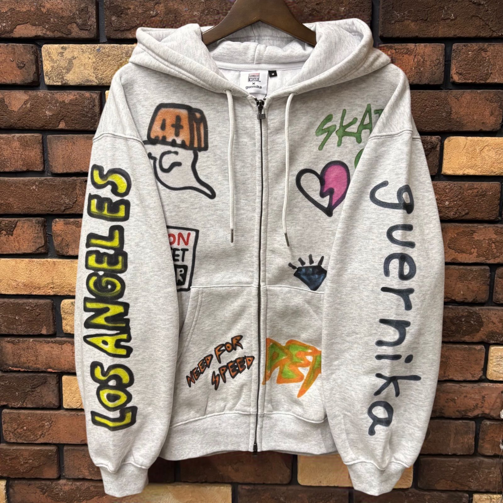 guernika未使用パーカー guernika(ゲルニカ) / パーカー/XXL/コットン/GRY/プリント/GR