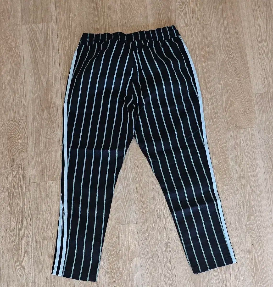 未使用タグ付き✨adidas トラックパンツ Sサイズ 定価10,670円 adidas(アディダス) トラックパンツ S 新品、未開封 - メルカリ