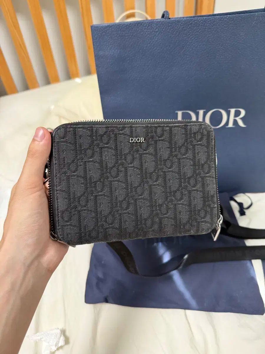 ディオール オブリーク ブラック クロスバック