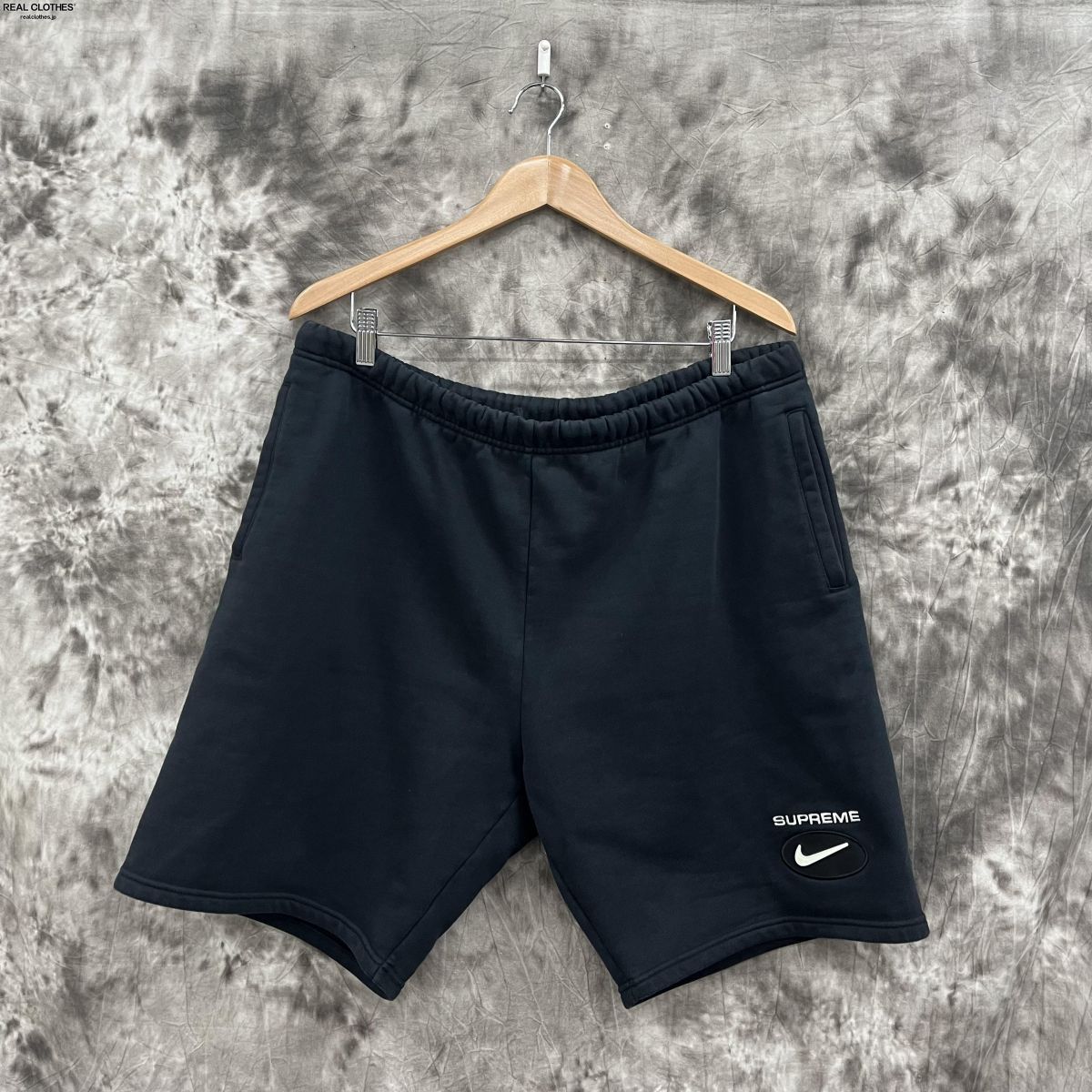 White白SIZESupreme®/Nike® Jewel Sweatshort