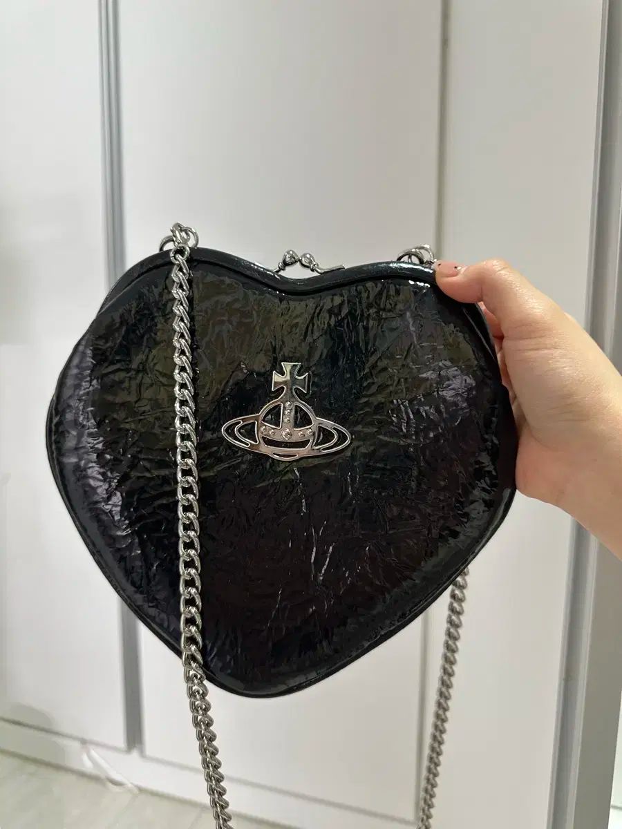 Vivienne Westwood ヴィヴィアン ウエストウッド ハート チェーン クロスバッグ