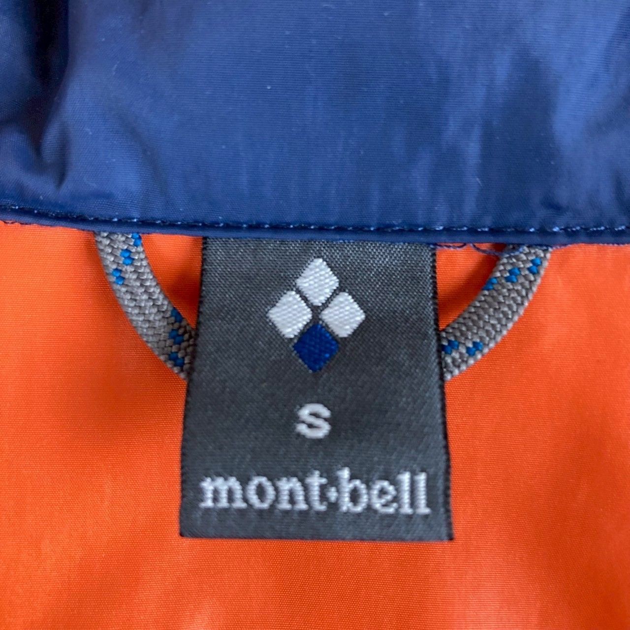 mont-bell モンベル ナイロンジャケット フード付き ロゴプリント バイ