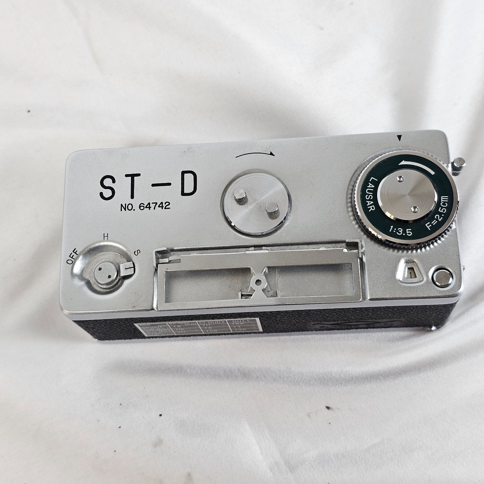 レンズ首振式 パノラマカメラ