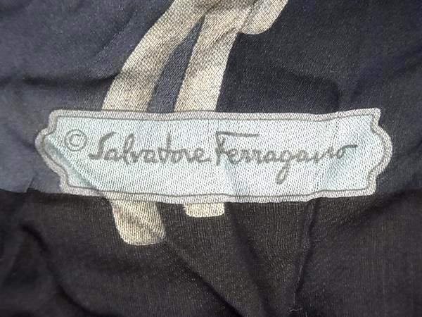 □美品□ Salvatore Ferragamo フェラガモ シルク100% フラワー