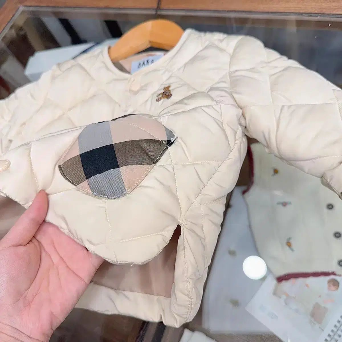 ダックスベイビー 軽量ダウン