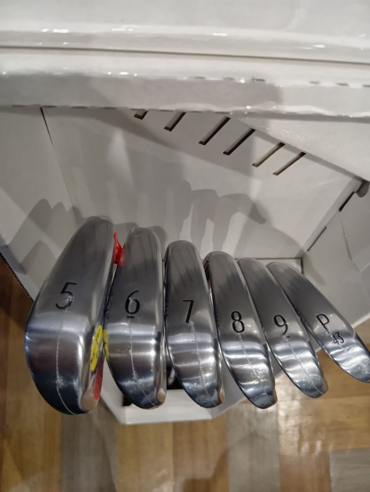 Iset タイトリスト T 250 アイアン 6本セット 5 9 P メンズ 右用 N S PRO 880 AMC スチールシャフト 日本 モデル Titleist ゴルフクラブ