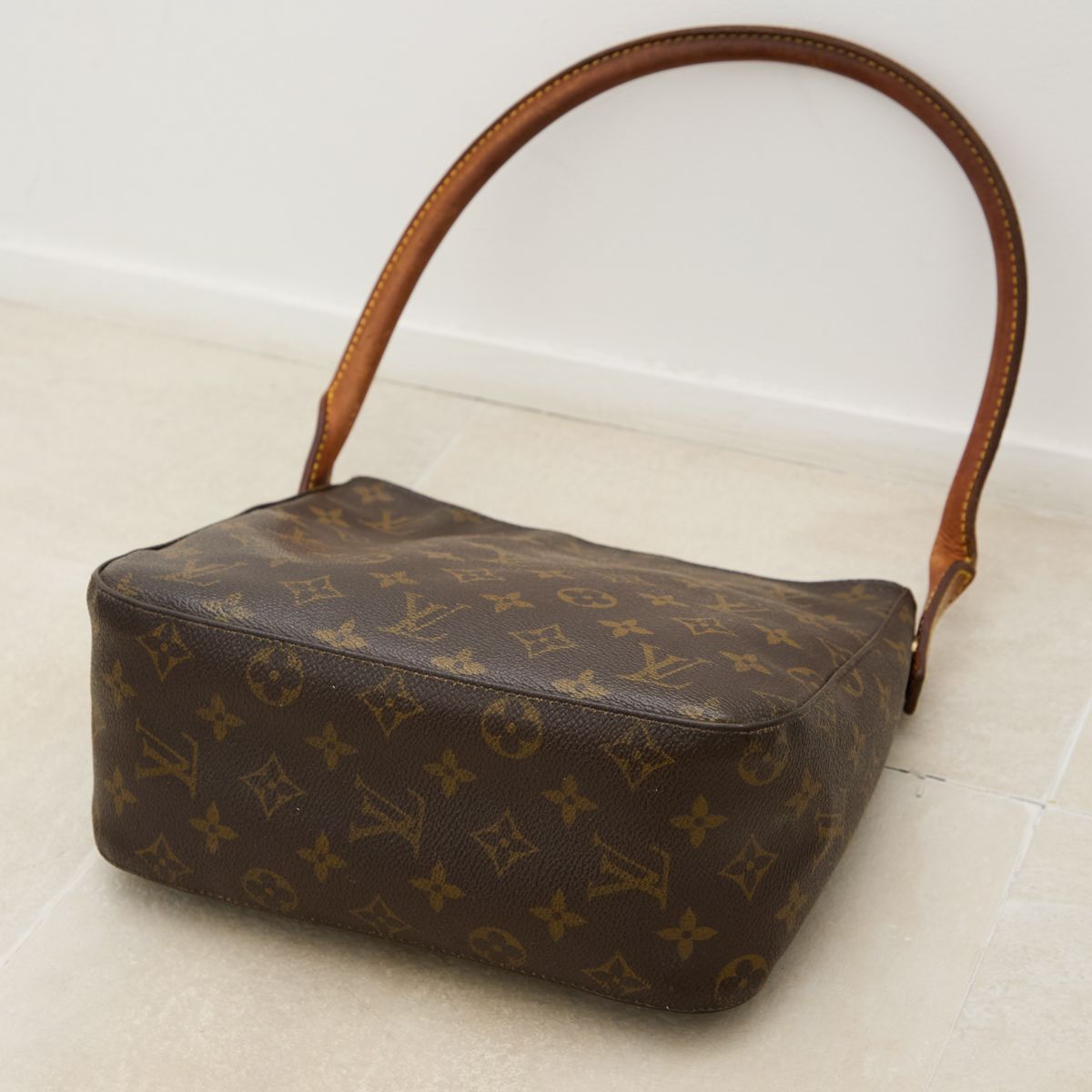 値下げ！】LOUISVUITTON ルイヴィトン モノグラム ルーピング MM ショルダーバッグ M51146 - メルカリ