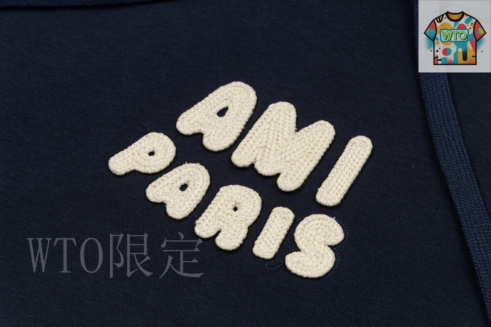 AMI PARIS \"カンガルーポケットフーディー\" シグニチャーロゴ 今日特価】AMI PARIS 25SS Crochet Logo Hoodie アミ パリ 25SS