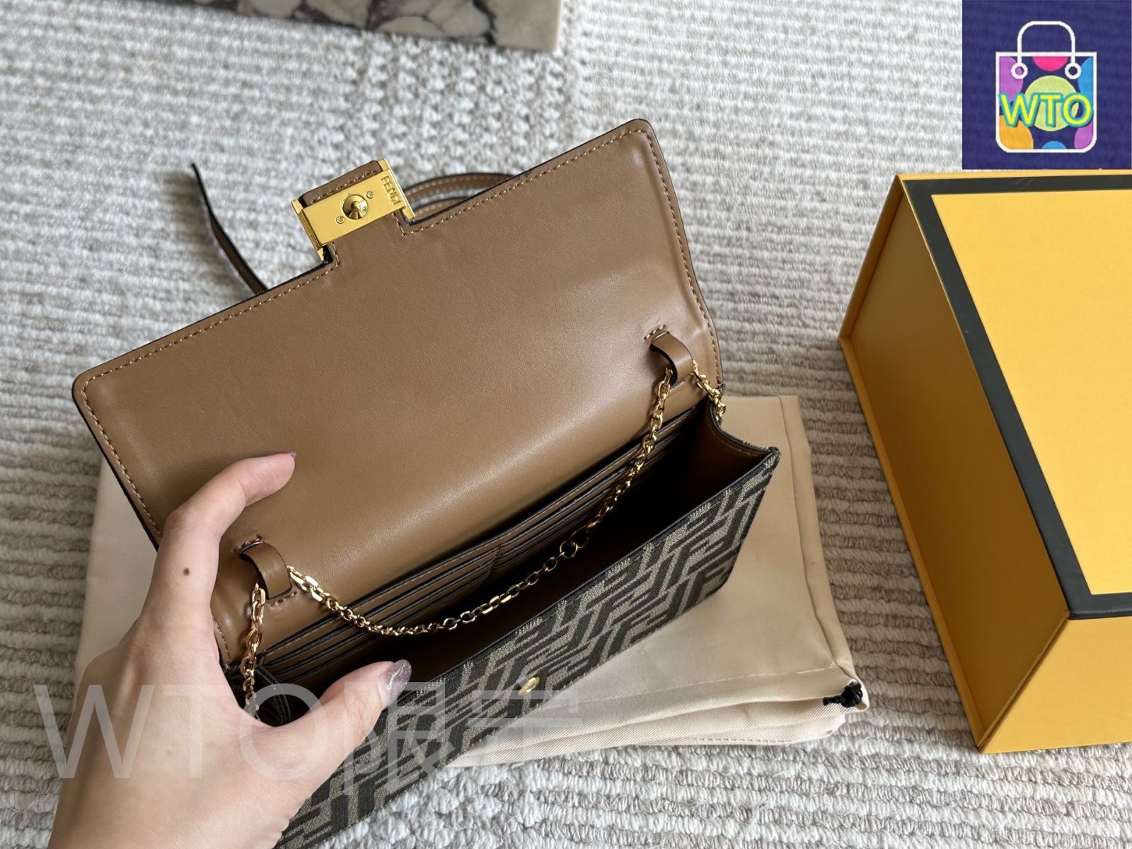 今日WTO】Stylish Fendi 2025 New Underarm Bag-WTO輸入2-BVX52