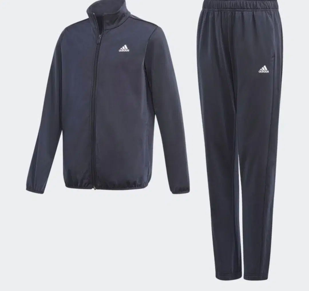 adidas アディダス