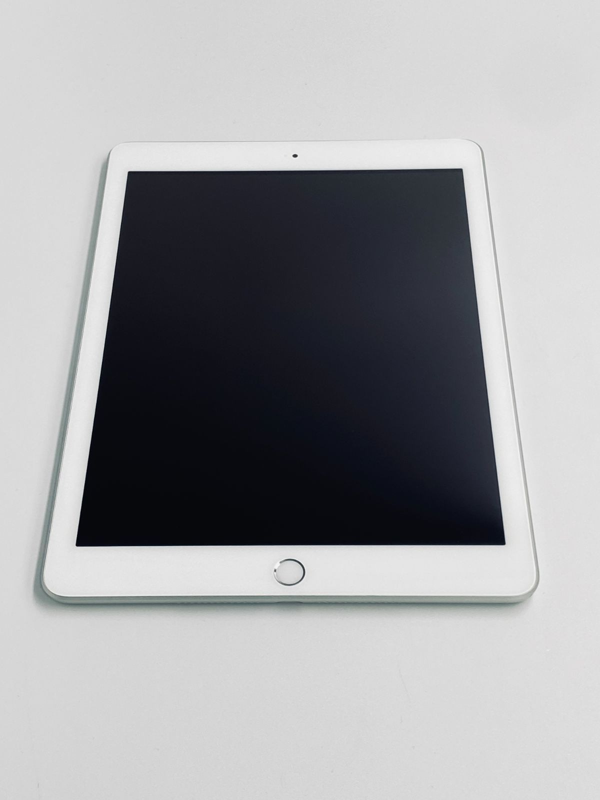 ジャンク品】iPad6 Wi-Fiモデル 32GB シルバー ジャンク ipad 第6世代