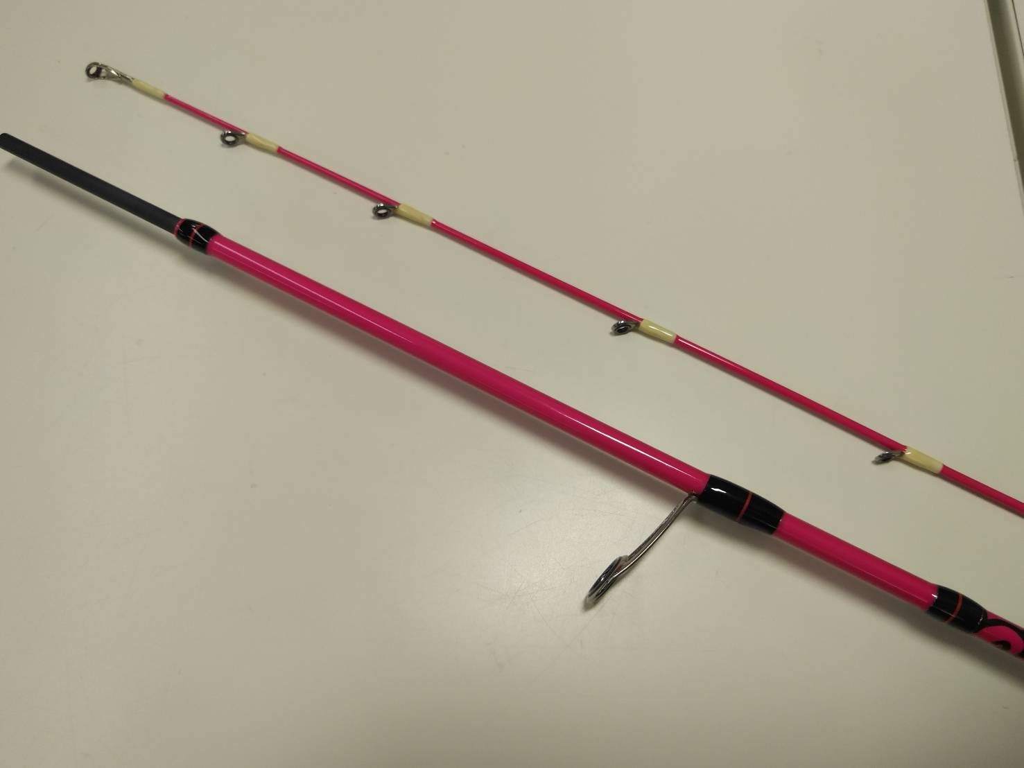 ＧＥＥＣＲＡＣＫ