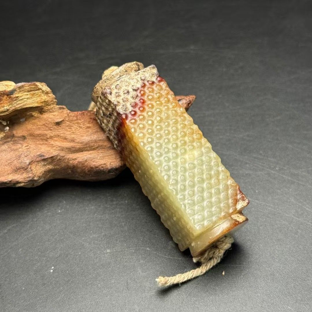 中国古美術.旧蔵品.古和田玉琮.純手工.裝身具.裝飾品.根付.置物.賞物.中国古玩