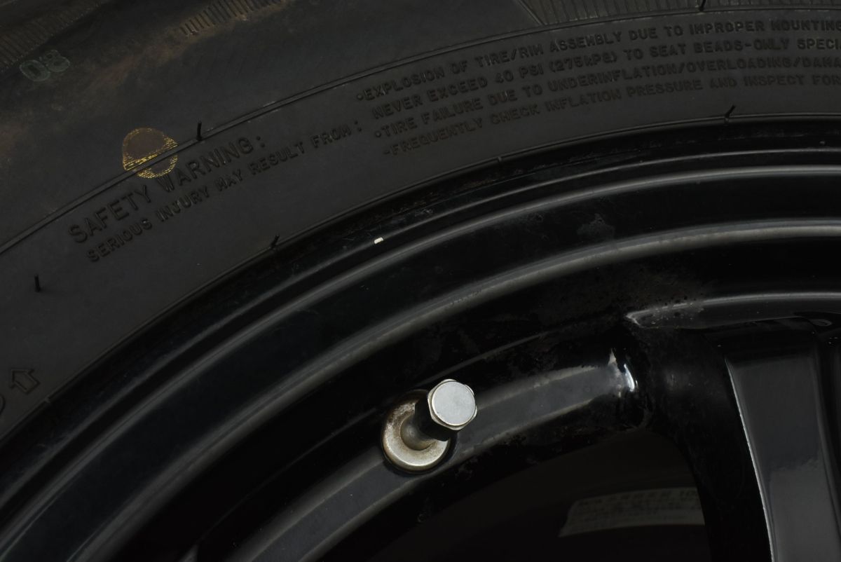 80R15 デリカスペースギア