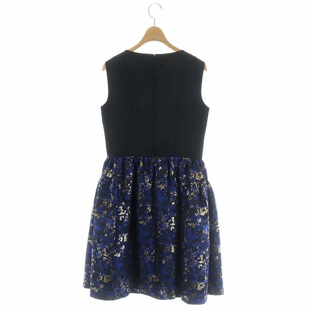 カラー Chesty Chesty チェスティ ノースリーブ 切替ワンピース 花柄 プリーツ 華やかの通販 By Haha S Shop チェスティならラクマ ースに