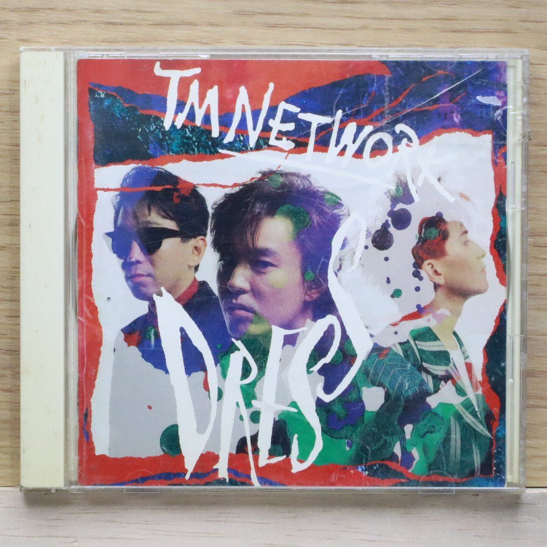 国内盤CD☆ティーエム・ネットワーク/TM NETWORK□ DRESS 【ESCB1211