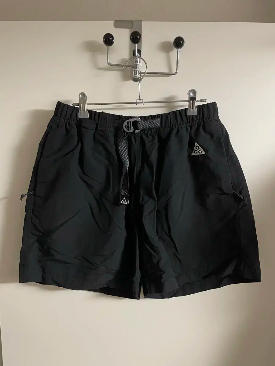 【期間限定特価】 ファイナライズされました ショート トレイル ACG Nike(ナイキ） パンツ