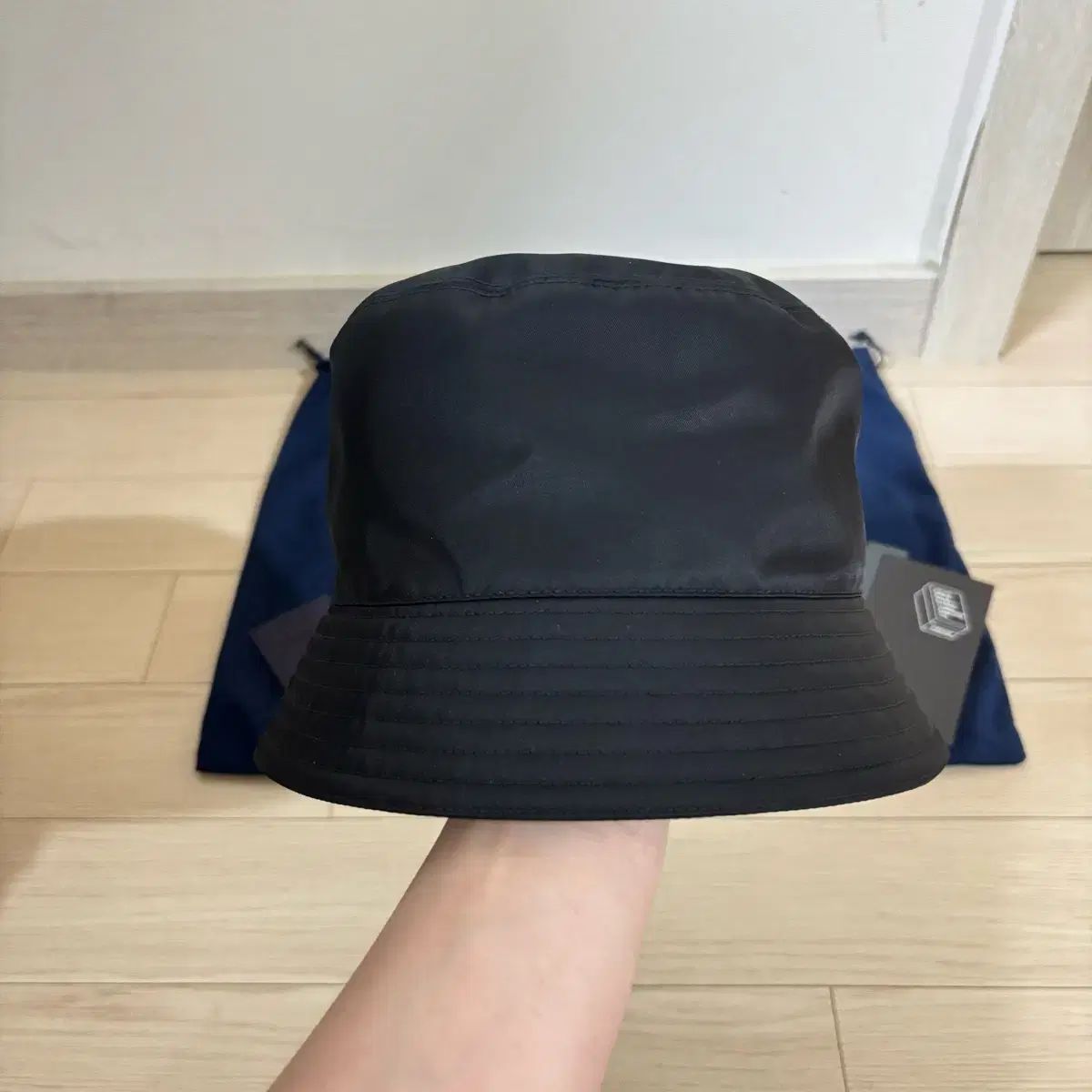 prada バケットハット　リナイロン　プラダ　XL プラダ 帽子 リナイロン バケットハット バケハ ブラック メンズ