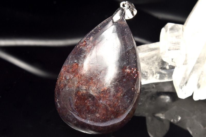 かなり濃い！藍色！ブラッドショットアイオライト アイオライトサン