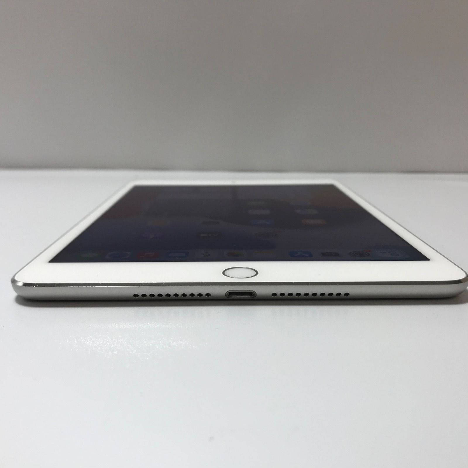 Apple iPad mini 第4世代 128GB Cellularモデル 7.9インチ Wi-Fi ...