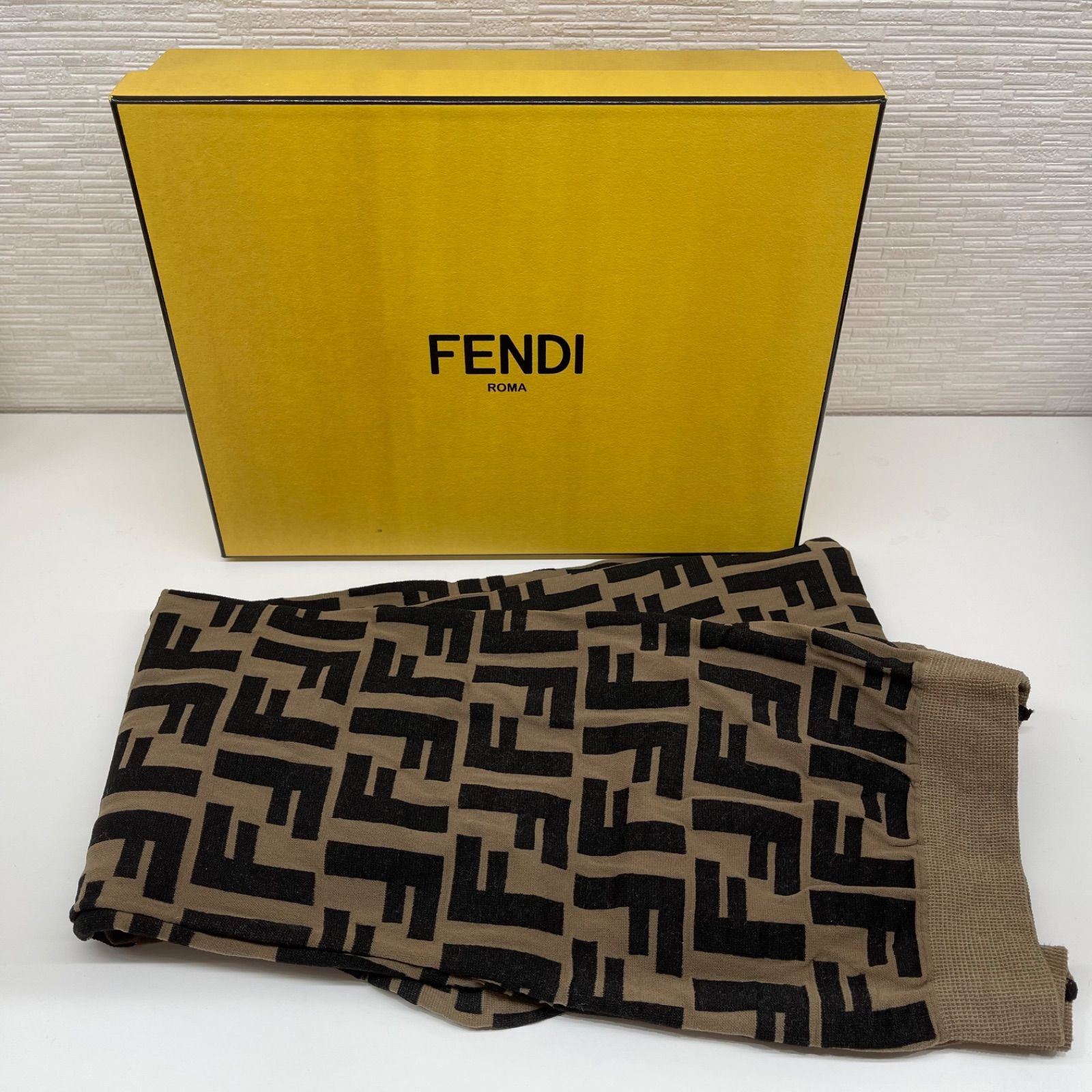 新品同様品】FENDI フェンディ FFロゴ ナイロン ストッキング II