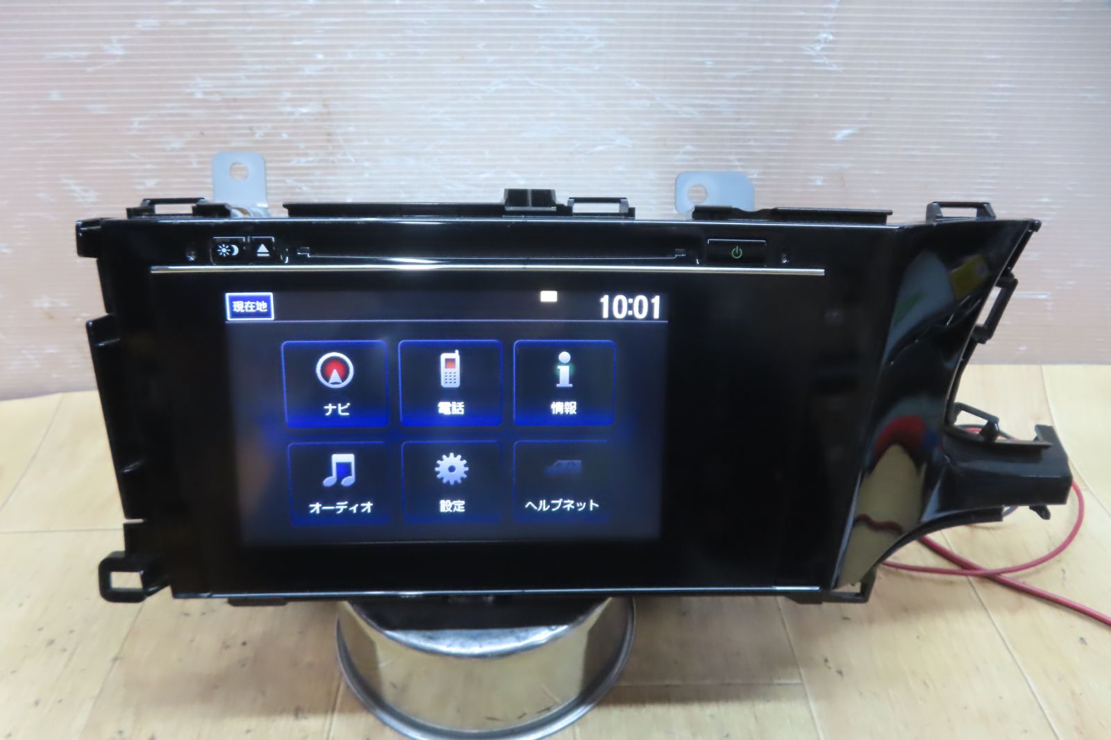 付 F3895 ホンダ純正 シャトル GP7 前期型 39100-TD4-J11-M1 NH892L ナビ Bluetooth内蔵 CD DVD再生OK ステー付 本体のみ