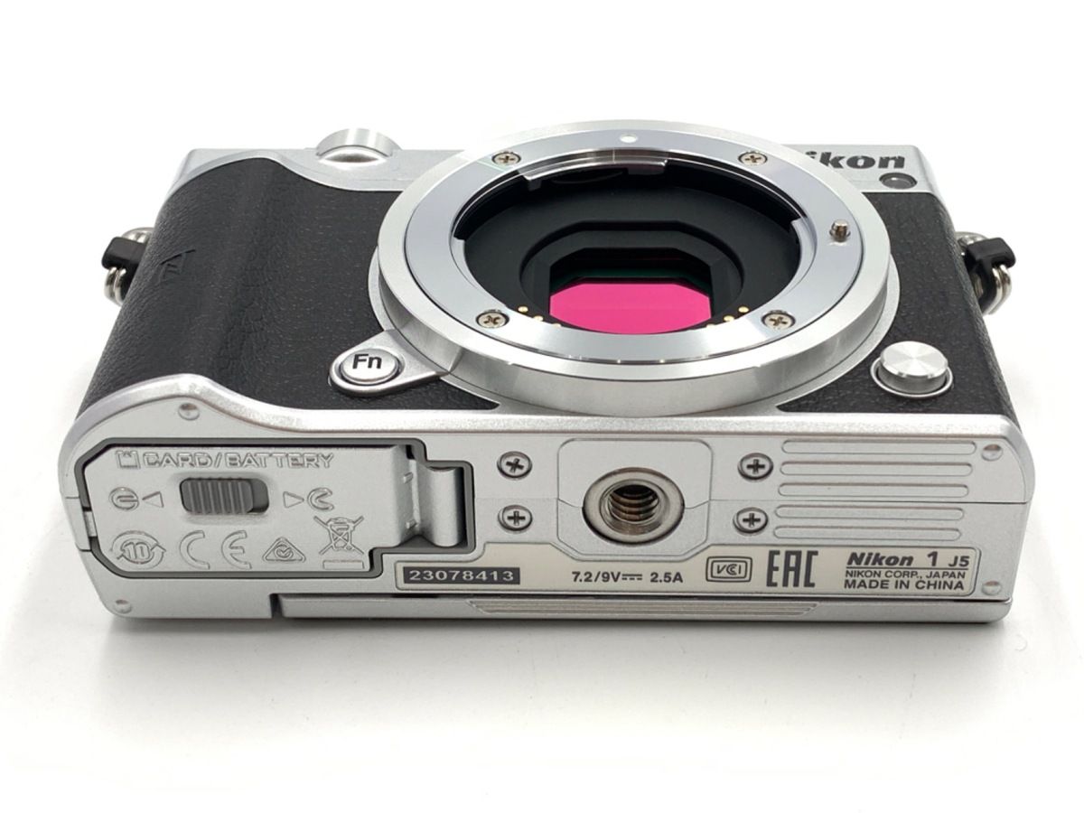 Nikon 1 j5 ミラーレス一眼 ニコン、モダンデザインのミラーレス一眼「Nikon 1 J5」を4/23
