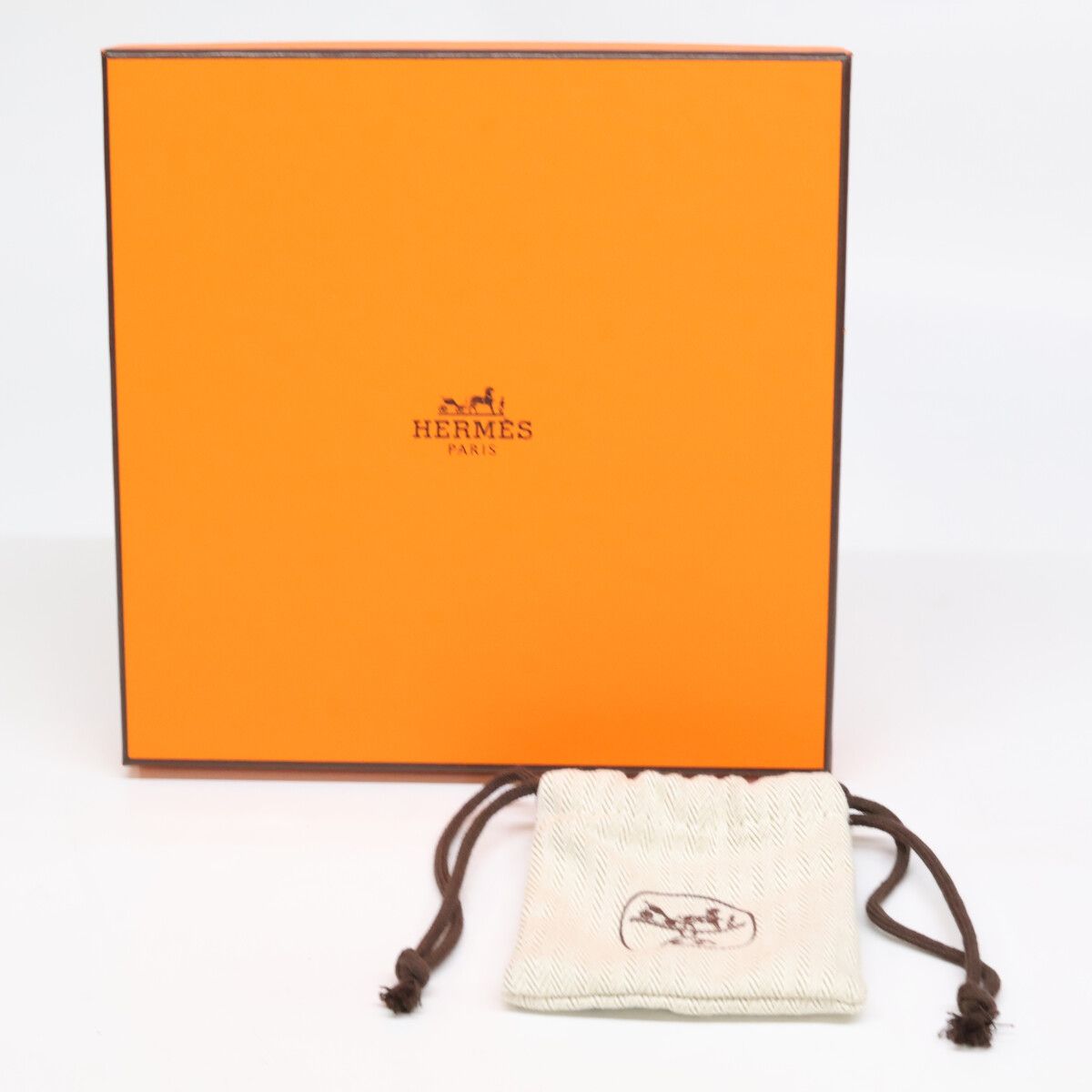 エルメス コンスタンス