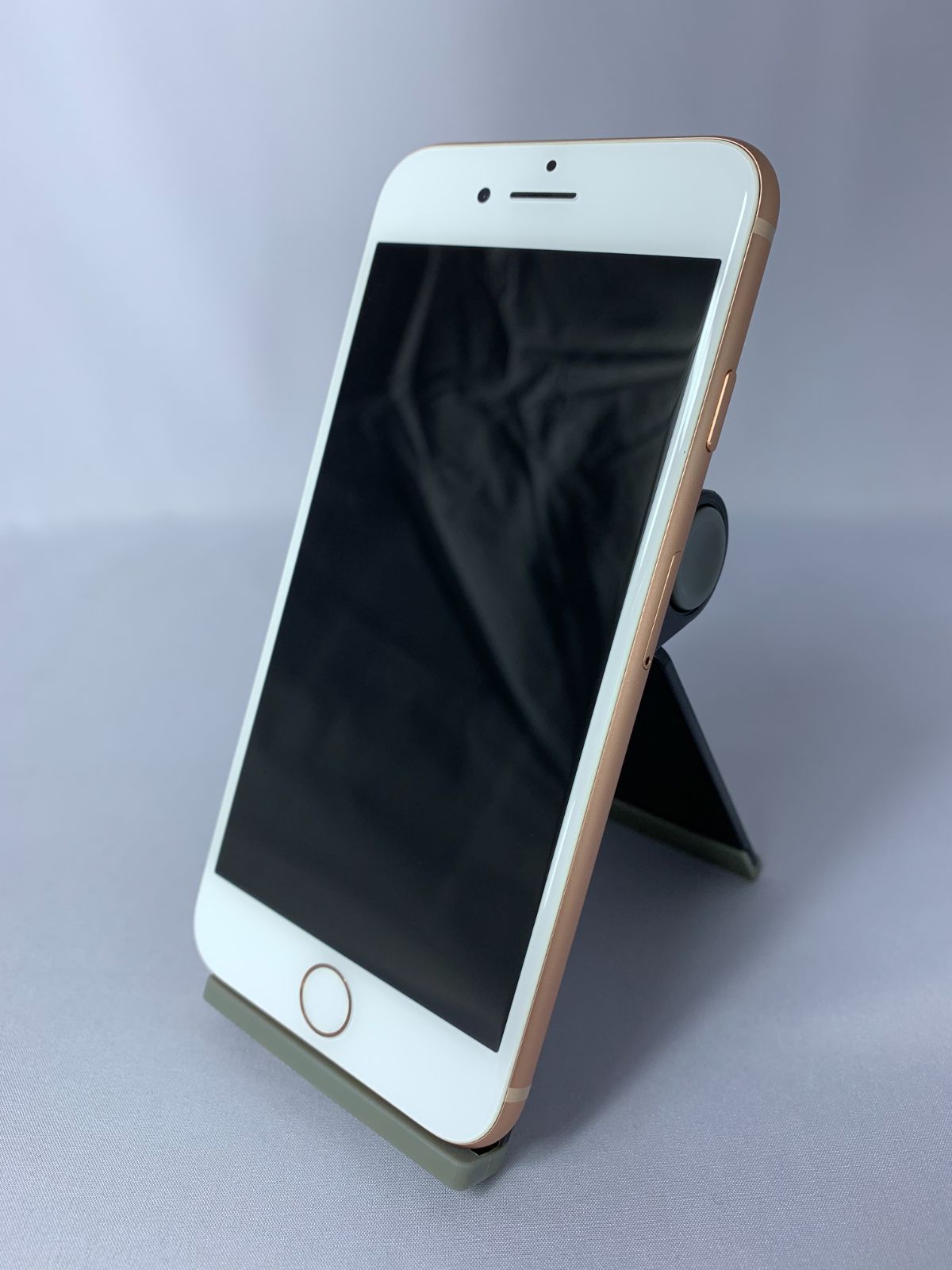 【中古】iPhone 8 64GB simロック解除済