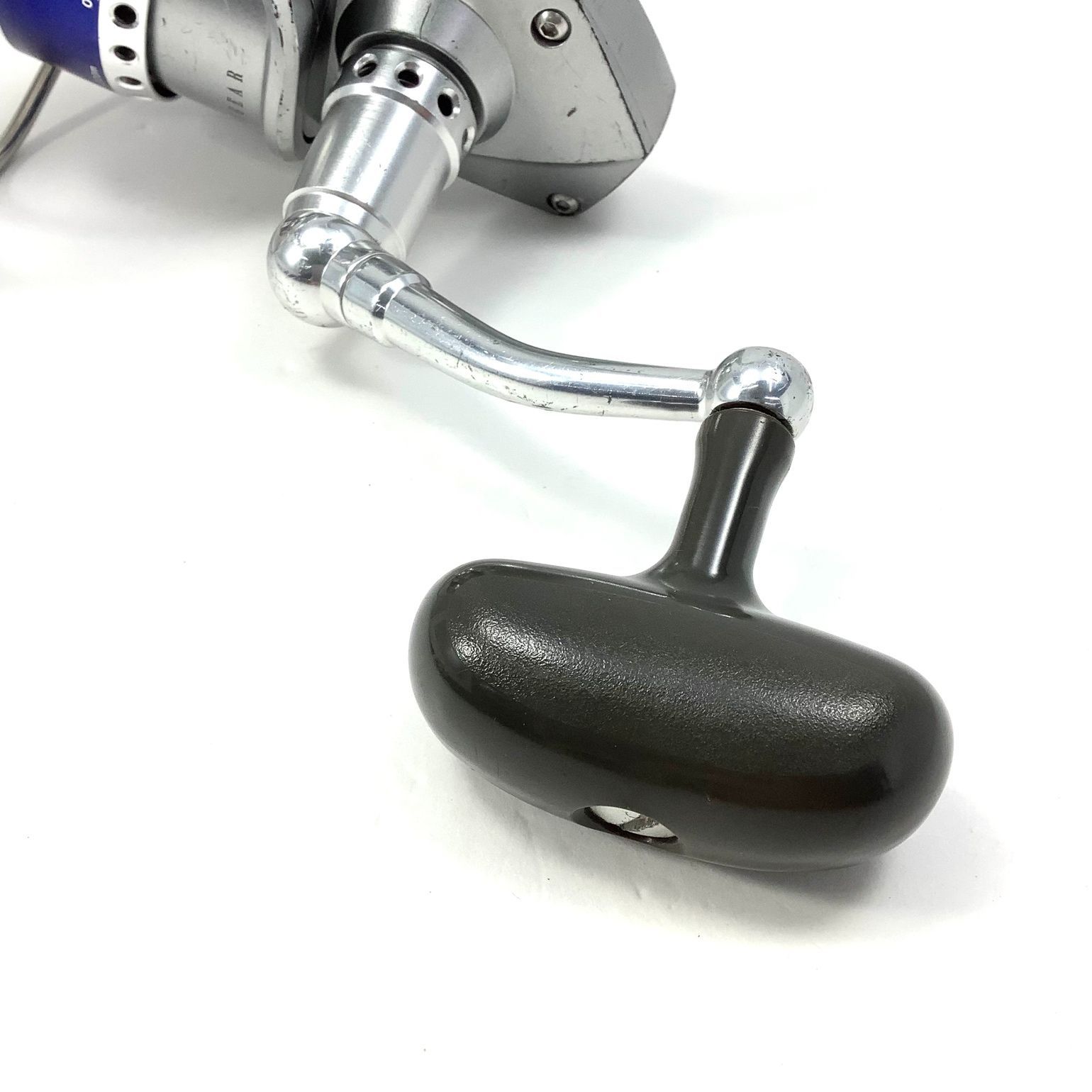 1)【中古】【送料無料】 ダイワ SALTIGA Z4000 スピニングリール