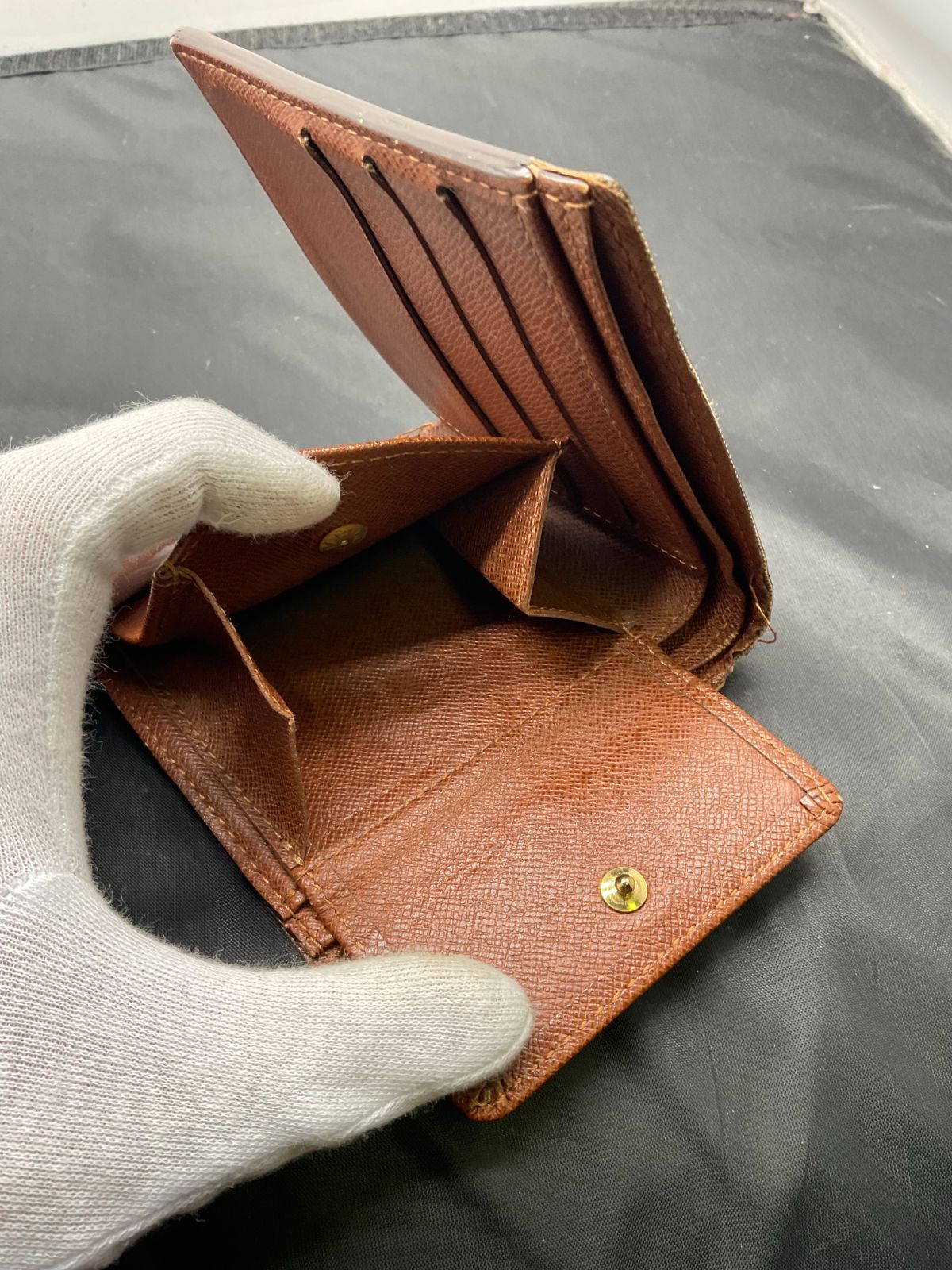 財布 B25035276