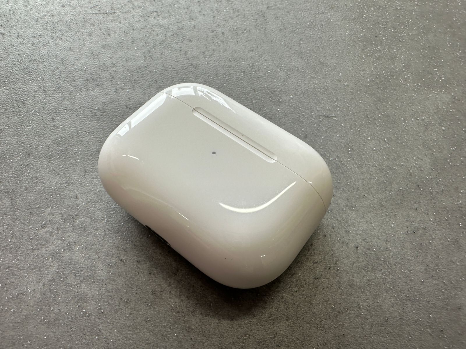 Apple AirPods Pro 第一世代（イヤホン本体美品） 美品】AirPods Pro 第一世代 本体 美品】Apple AirPods  Pro 第一世代 純正品】AirPods Pro 第一世代 中古 AirPods Pro 第1世代 本体 充電ケース付き 中古 Apple AirPods  Pro エアーポッズ プロ 充電ケースのみ USED超美品 ... AirPods Pro 第1世代 本体 美品