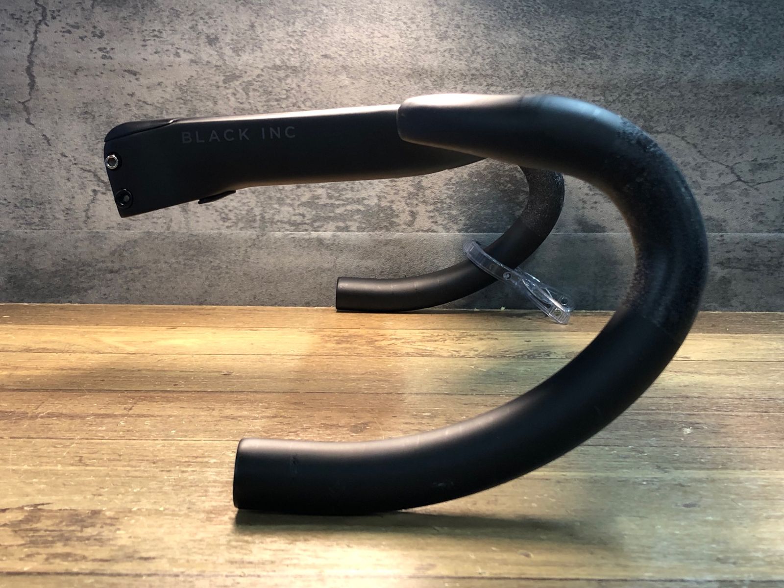 JK180 ブラックインク BLACK INC AB02 カーボン 一体型 ドロップハンドル ブラケットC-C400mm 150mm OS マウント付属 WWW_OLIVIERBERNSTEIN_COM