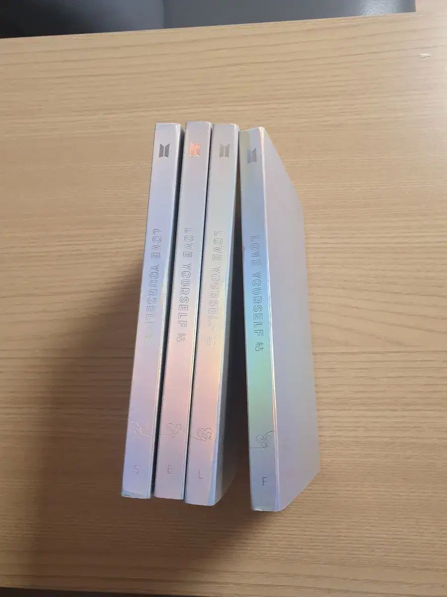 BTS LOVEYOURSELF アルバム 4形態 BTS Love yourself CD 4形態 PERSONA