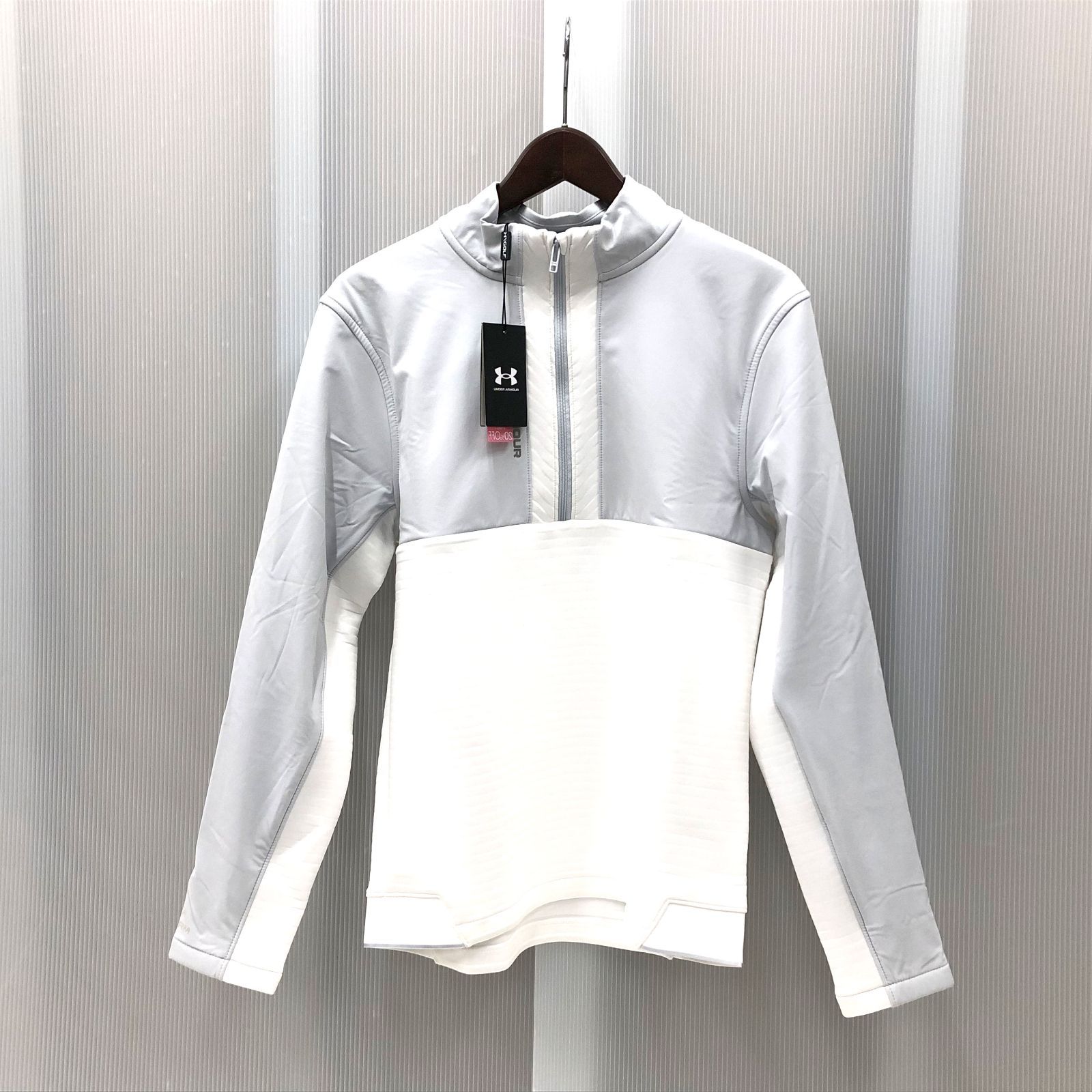 お好きな曲の歌詞を入れたパーソナライズされたLEDサイン。完璧な