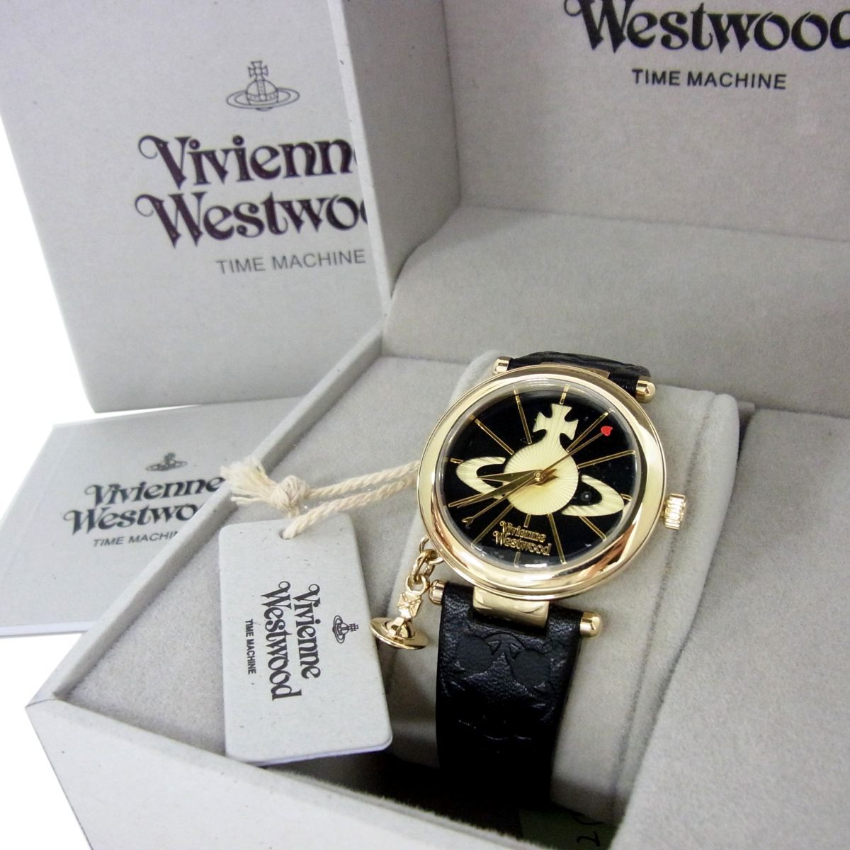 新品□Vivienne Westwood 腕時計 レザーベルト オーブ チャーム付