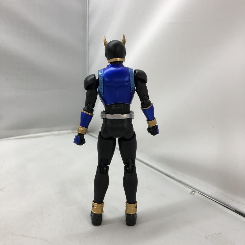 中古】バンダイ S.H.Figuarts(真骨彫製法) 仮面ライダークウガ