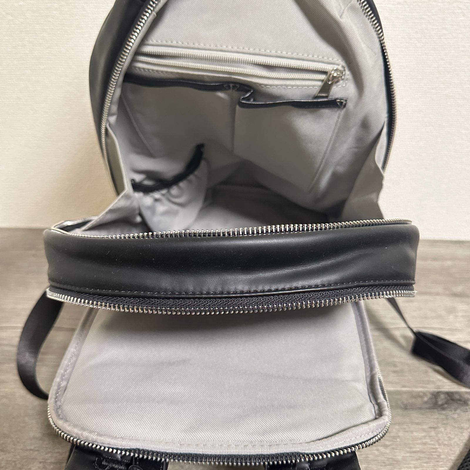 ⭐kero⭐　+diana シリコンレザーA4リュック ブラック ⭐kero様専用⭐ +diana シリコンレザーA4リュック ブラック diana 撥水