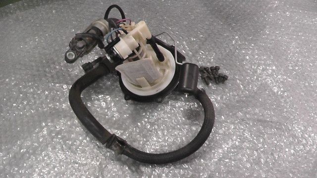 ビーノ４スト FI FSA37J-102xxx の 燃料ポンプ 1758161244