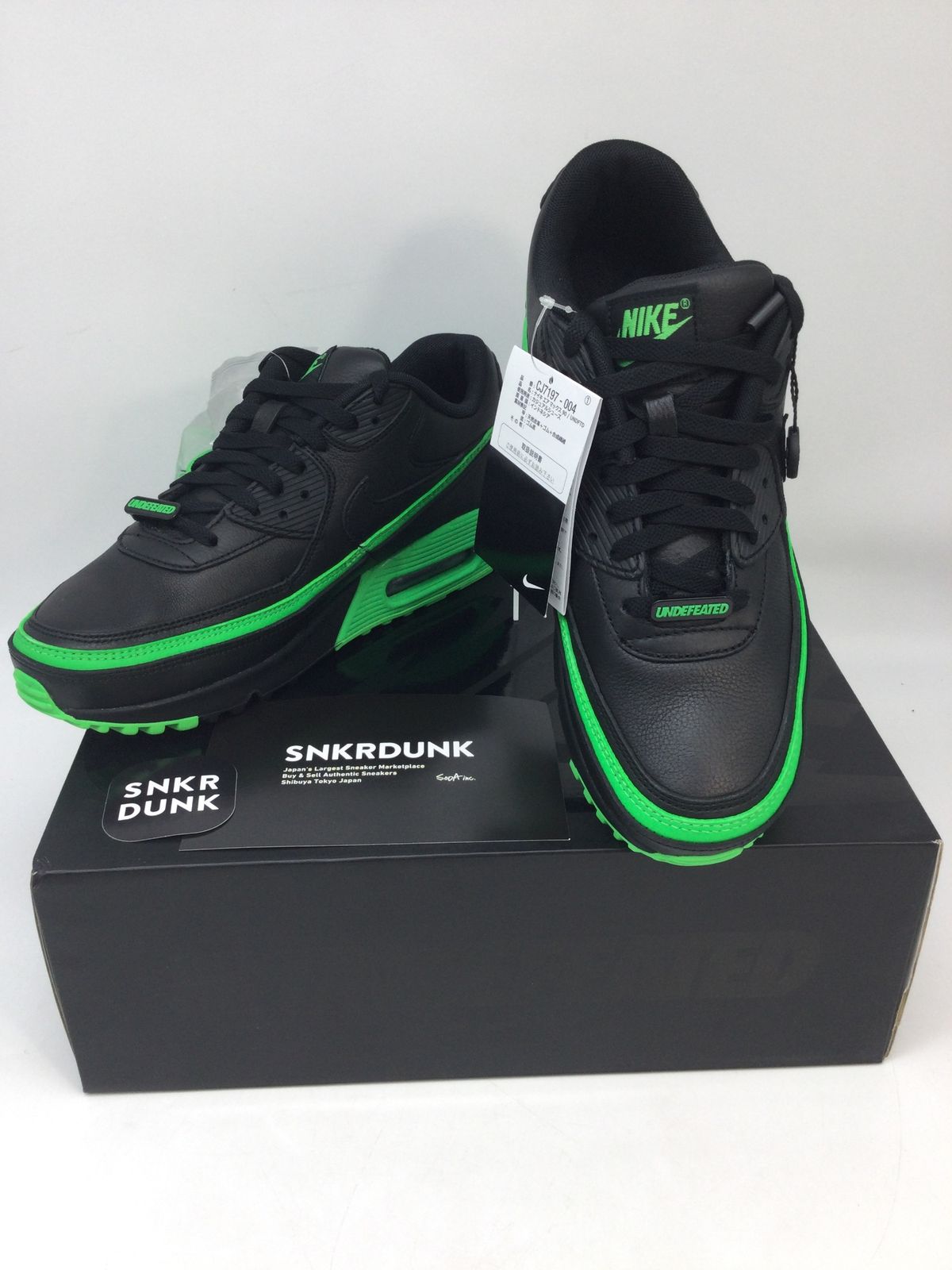 5331 【未使用正規品】UNDEFEATED × NIKE AIR MAX 90 CJ7197-004 