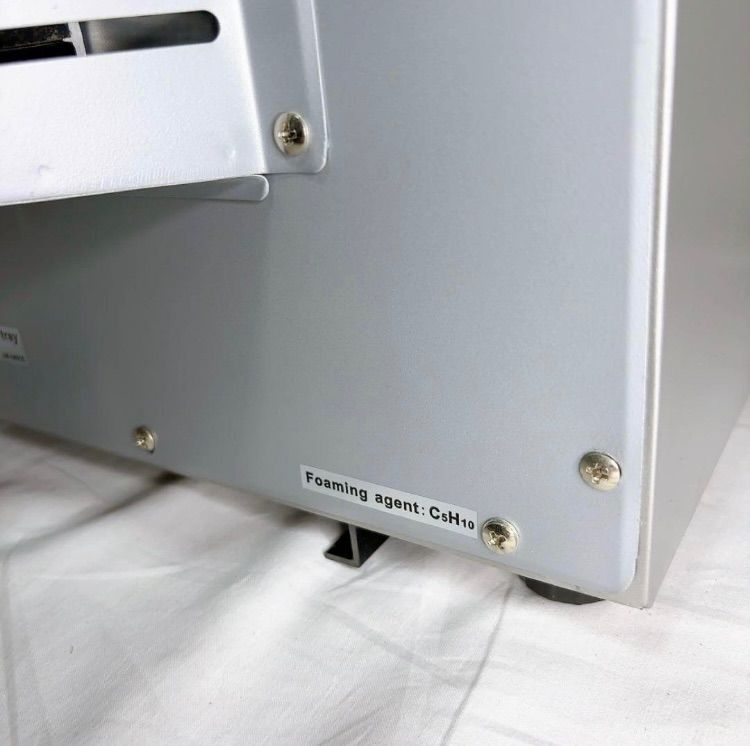 Cuisinart CWC-1600 コンパクトなワインセラー Discontinued 16 Bottle Private Reserve® Wine Cellar - Cuisinart