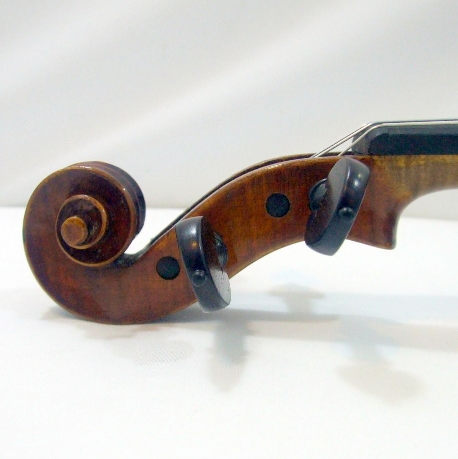 メンテ済み ドイツ製 モダン アマティモデル バイオリン Ca1950 Model Amati 1653 4/4 Markneukirchen  名古屋近郊 手渡し可能 愛知県清須市より 試奏可能（カ）T8219 - 弦楽器、ギター